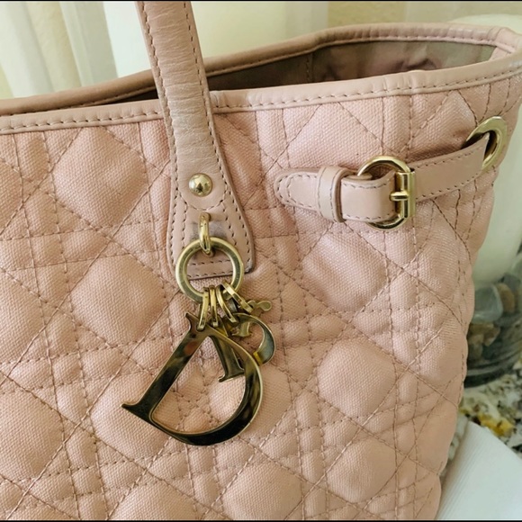 CHRISTIAN DIOR CANNAGE QUILTED TOTE BAG - Picture 2 of 13